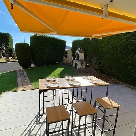 Gentiane Avec Piscine