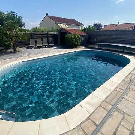 Gentiane Avec Piscine